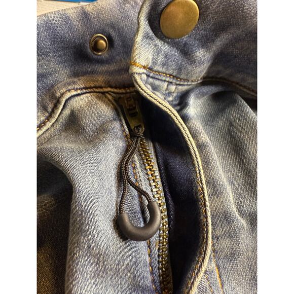 Denim & Co. Adaptive Cozy Slim Straight Cargo Jeans, Plus Size 1X, NWT - Picture 7 of 7